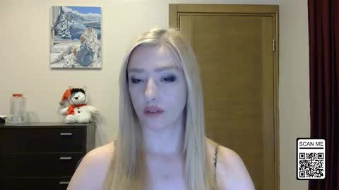 Snapshot of wild_silk_desire chatting on 5, 12, 2025 Alina online show from 5, 12, 2025