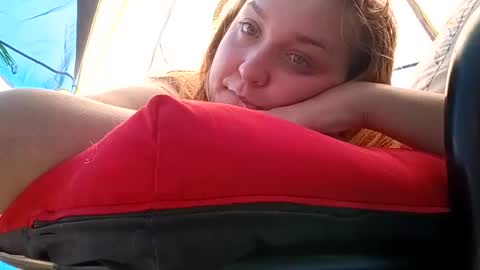 Snapshot of wildernessgoddess chatting on 17, 11, 2025 wildernessgoddess online show from 17, 11, 2025