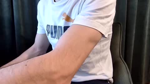 wildjerk91 online show from 9, 1, 2026