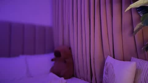 Snapshot of wildkittytrans chatting on 14, 2, 2026 CHRISTINE online show from 14, 2, 2026