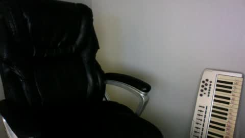 wildnight007 online show from 8, 7, 2026