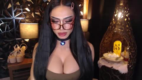 Snapshot of wildroxie chatting on 3, 3, 2025 ROXIE online show from 3, 3, 2025