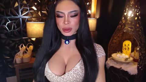 Snapshot of wildroxie chatting on 3, 3, 2025 ROXIE online show from 3, 3, 2025