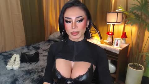 Snapshot of wildroxie chatting on 28, 9, 2025 ROXIE online show from 28, 9, 2025