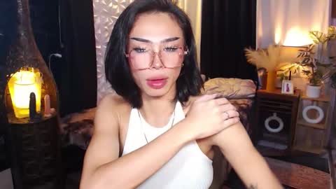 Snapshot of wildroxie chatting on 19, 10, 2025 ROXIE online show from 19, 10, 2025