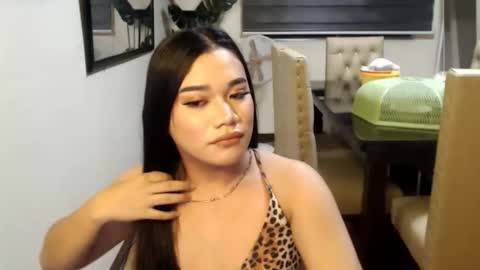 wildsexxy_alliyhia online show from 17, 11, 2025