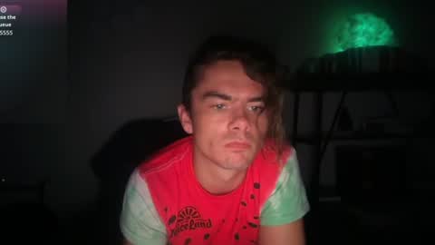 Snapshot of wildtravis chatting on 25, 6, 2026 wildtravis online show from 25, 6, 2026