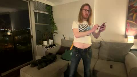 Snapshot of will_sx chatting on 19, 4, 2026 will_sx online show from 19, 4, 2026