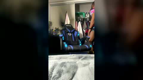 Snapshot of williams_88 chatting on 8, 3, 2026 Dave online show from 8, 3, 2026