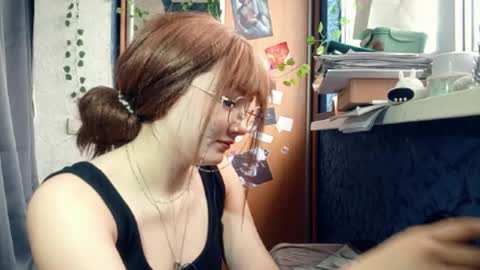 Phoebe online show from 5, 3, 2026