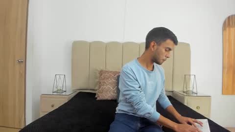 Snapshot of willsainz chatting on 19, 12, 2025 WillSainz online show from 19, 12, 2025