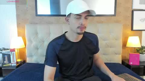 Snapshot of willy_diamond chatting on 6, 6, 2026 Willy Diamond online show from 6, 6, 2026
