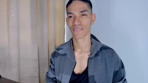 Snapshot of willy_veins chatting on 16, 2, 2025 willy_veins online show from 16, 2, 2025