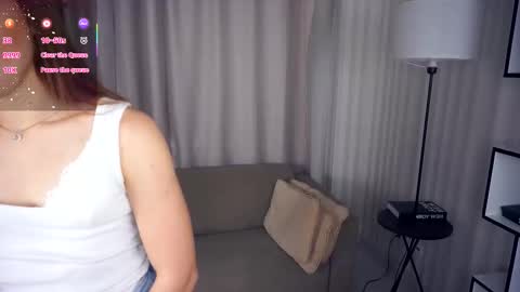 My name is Mia online show from 25, 10, 2025