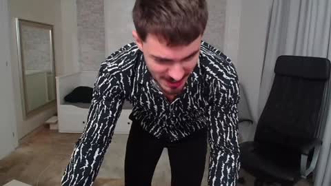 Snapshot of wilsonjules chatting on 30, 12, 2024 WilsonJules online show from 30, 12, 2024