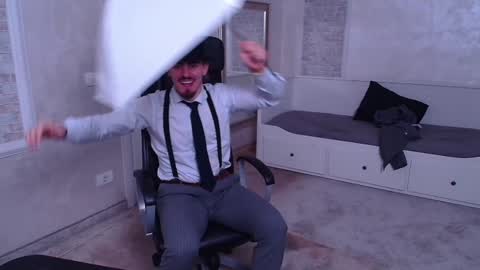 Snapshot of wilsonjules chatting on 5, 1, 2025 WilsonJules online show from 5, 1, 2025