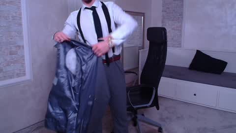 Snapshot of wilsonjules chatting on 6, 1, 2025 WilsonJules online show from 6, 1, 2025