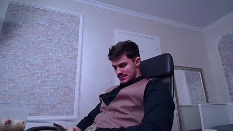 Snapshot of wilsonjules chatting on 17, 1, 2025 WilsonJules online show from 17, 1, 2025