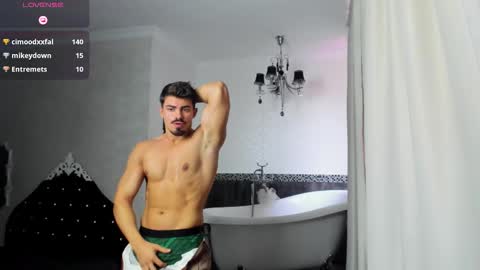 Snapshot of wilsonjules chatting on 4, 10, 2025 WilsonJules online show from 4, 10, 2025