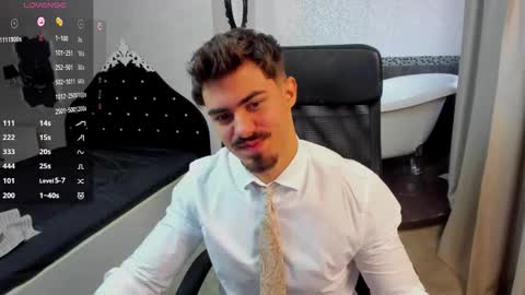 Snapshot of wilsonjules chatting on 11, 10, 2025 WilsonJules online show from 11, 10, 2025