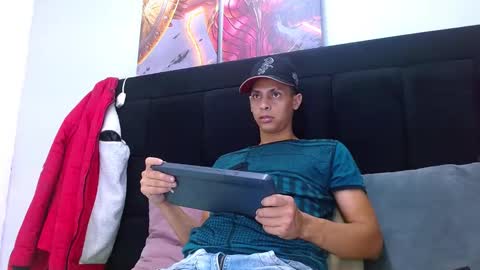 Snapshot of wiltom_ chatting on 15, 12, 2025 Wiltom online show from 15, 12, 2025