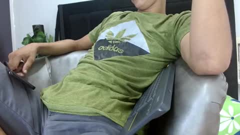 Snapshot of wiltom_ chatting on 18, 12, 2025 Wiltom online show from 18, 12, 2025