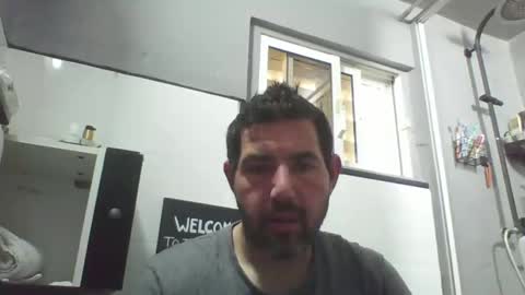 Snapshot of windowpane5 chatting on 1, 1, 2025 windowpane online show from 1, 1, 2025