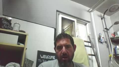 Snapshot of windowpane5 chatting on 10, 10, 2025 windowpane online show from 10, 10, 2025