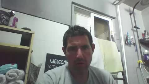 Snapshot of windowpane5 chatting on 13, 10, 2025 windowpane online show from 13, 10, 2025