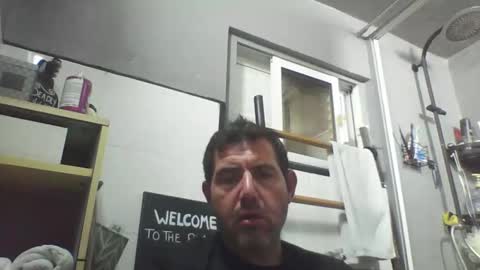 Snapshot of windowpane5 chatting on 16, 10, 2025 windowpane online show from 16, 10, 2025