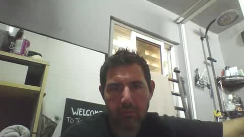 Snapshot of windowpane5 chatting on 18, 10, 2025 windowpane online show from 18, 10, 2025