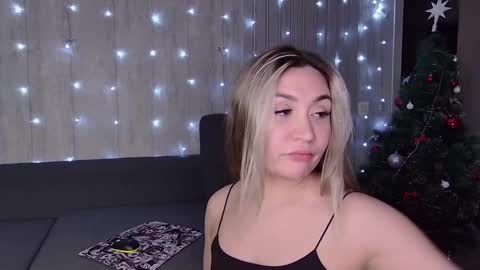 wineandboobs online show from 20, 2, 2025