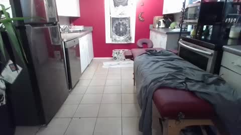 winebottle24 online show from 14, 2, 2025