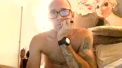 Snapshot of wingnutt765733498294 chatting on 12, 4, 2026 wingnutt765733498294 online show from 12, 4, 2026