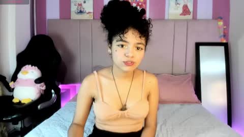  Winnifer Gonzalez  online show from 12, 3, 2025