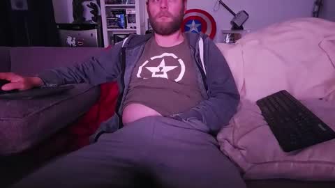 Snapshot of winter117 chatting on 24, 10, 2025 winter117 online show from 24, 10, 2025