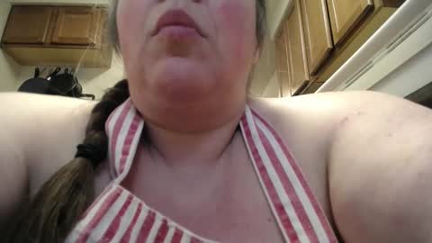 Snapshot of witchannie chatting on 5, 2, 2025 Annie online show from 5, 2, 2025
