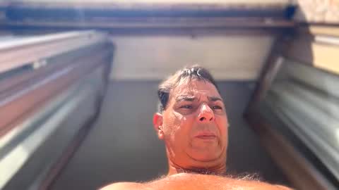 Witebull online show from 27, 3, 2026