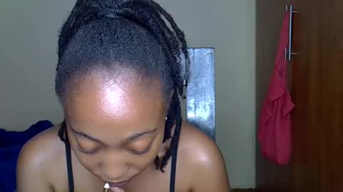 girlie o online show from 29, 1, 2025