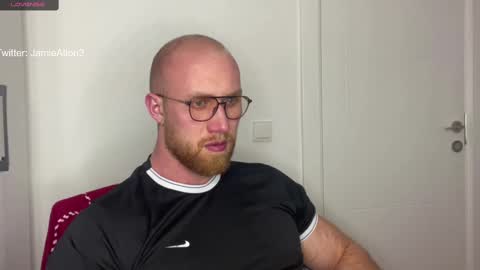 Snapshot of wlademarbergs chatting on 9, 2, 2025 Wlademar online show from 9, 2, 2025