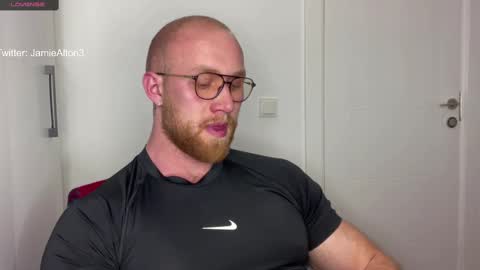 Snapshot of wlademarbergs chatting on 11, 2, 2025 Wlademar online show from 11, 2, 2025