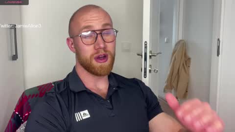 Snapshot of wlademarbergs chatting on 3, 3, 2025 Wlademar online show from 3, 3, 2025