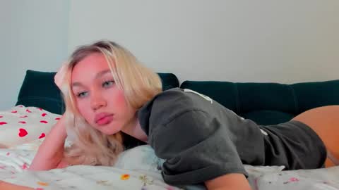 wladilia online show from 26, 11, 2025