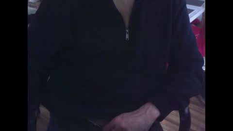 Snapshot of wobble444 chatting on 6, 3, 2026 wobble444 online show from 6, 3, 2026