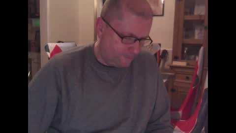 Snapshot of wobble444 chatting on 30, 3, 2026 wobble444 online show from 30, 3, 2026