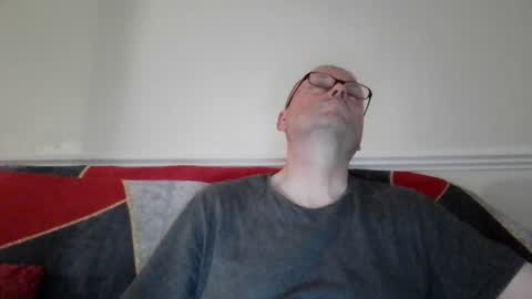 Snapshot of wobble444 chatting on 19, 7, 2026 wobble444 online show from 19, 7, 2026