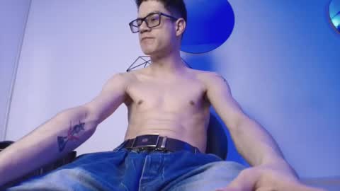  W O L F  online show from 13, 9, 2025