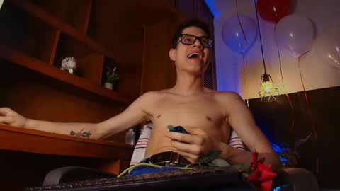  W O L F  online show from 19, 9, 2025