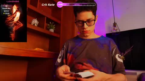  W O L F  online show from 3, 10, 2025