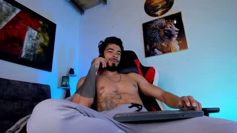 Snapshot of wolferatus chatting on 8, 1, 2025 wolferatus online show from 8, 1, 2025